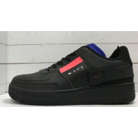 Мужские кроссовки Nike Air Force с красной вставкой черные